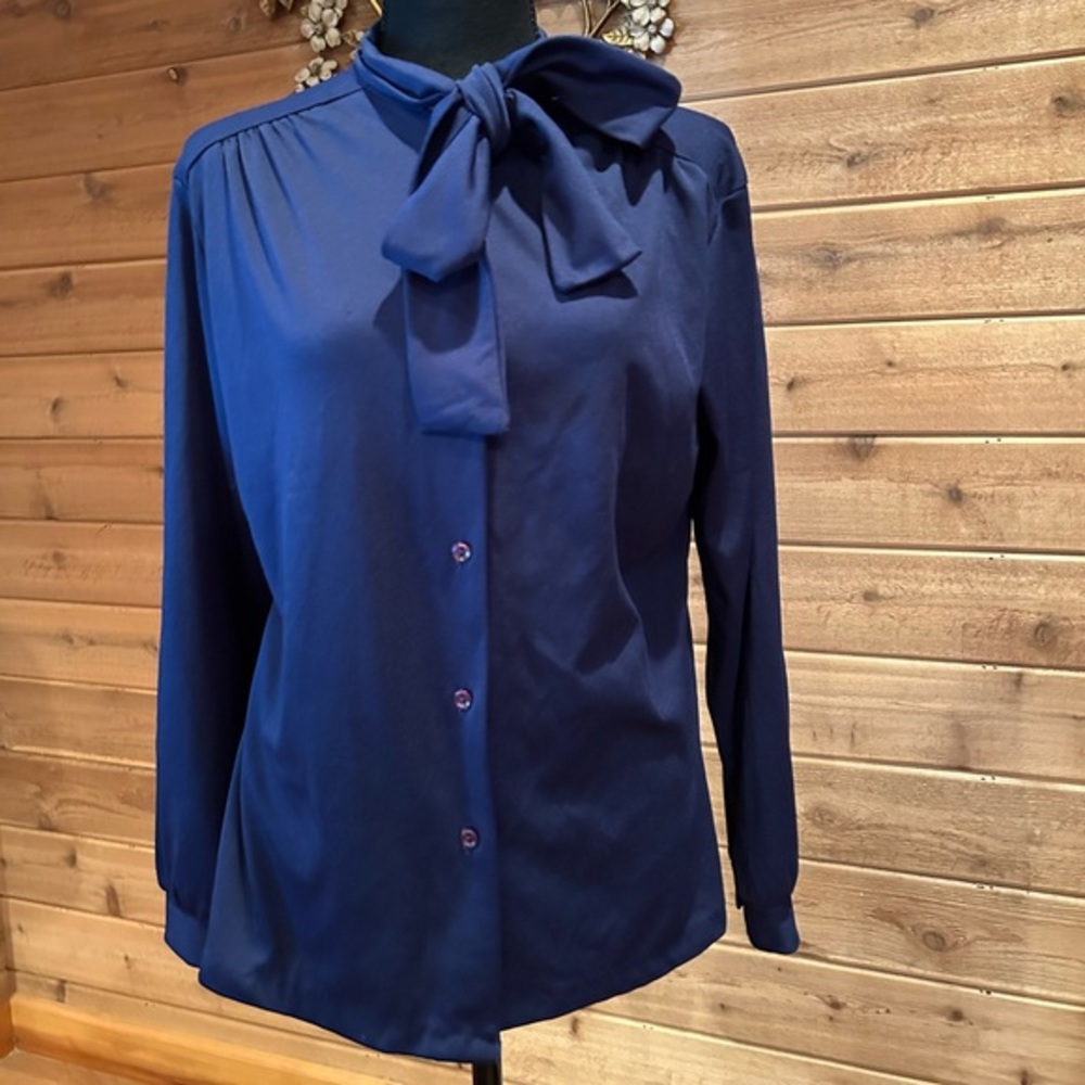 Gorgeous vintage blue polyester blouse with bow